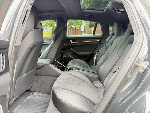 Used 2019 Porsche Panamera GTS AWD/4WD image 16