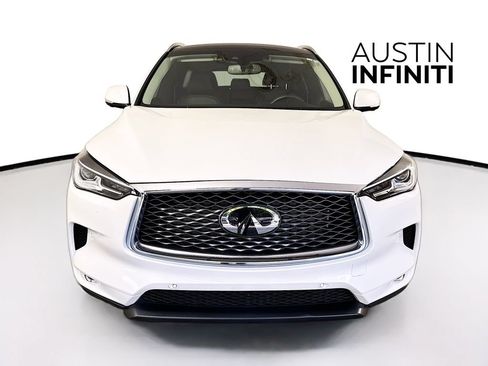 Certified 2022 INFINITI QX50 Essential FWD image 3