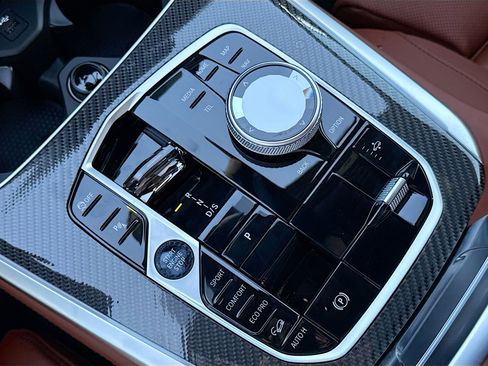 New 2026 BMW X5 M60i AWD/4WD image 30