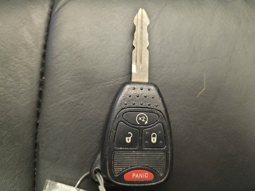 Used 2016 Jeep Compass High Altitude AWD/4WD image 32