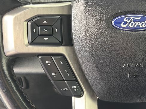 Certified 2020 Ford F150 Platinum w/ Equipment Group 701A Luxury image 17