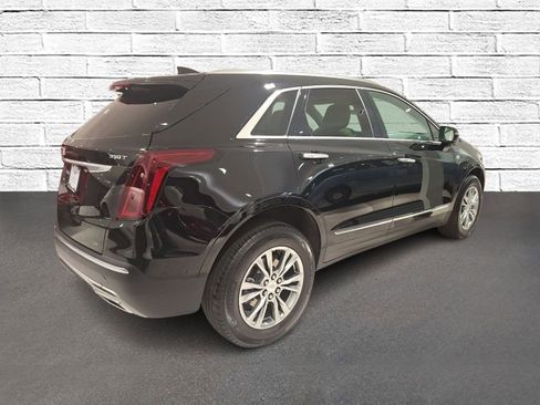 Used 2023 Cadillac XT5 Premium Luxury w/ Technology Package AWD/4WD image 5