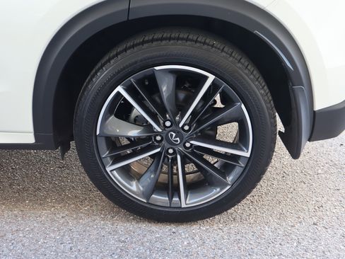 Certified 2023 INFINITI QX55 Essential image 14