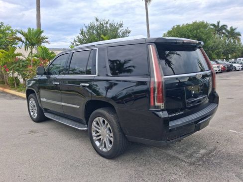 Used 2016 Cadillac Escalade 2WD image 6
