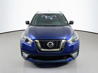 Used 2019 Nissan Kicks SR w/ SR Premium Package FWD video 2
