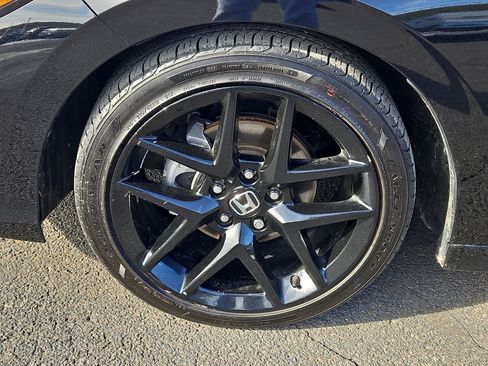 Used 2025 Honda Civic Sport image 9