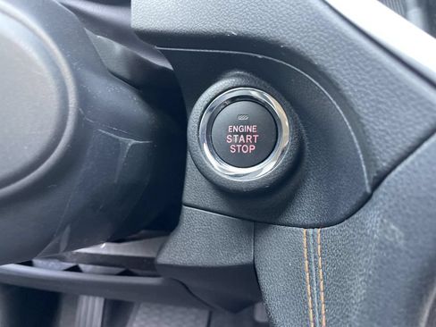 Used 2019 Subaru Crosstrek 2.0i Limited w/ Moonroof Package w/Navigation AWD/4WD image 26