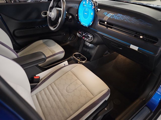 Used 2026 MINI Cooper 4-Door Hardtop FWD image 21
