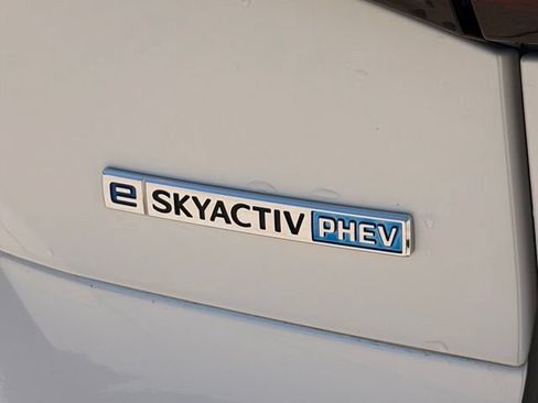 Used 2024 MAZDA CX-90 Plug-In Hybrid w/ Premium Pkg AWD/4WD image 9