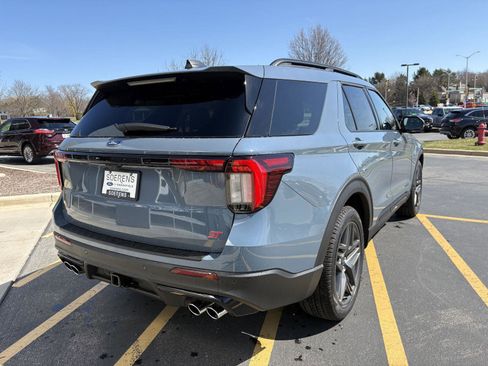 New 2026 Ford Explorer ST image 6