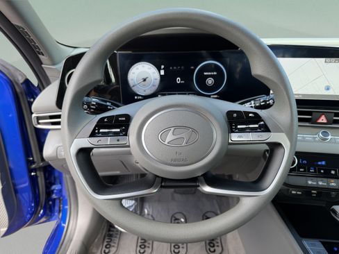 Certified 2024 Hyundai Elantra SEL FWD image 28