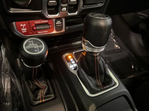 Used 2023 Jeep Gladiator Mojave w/ Trailer Tow Package image 24