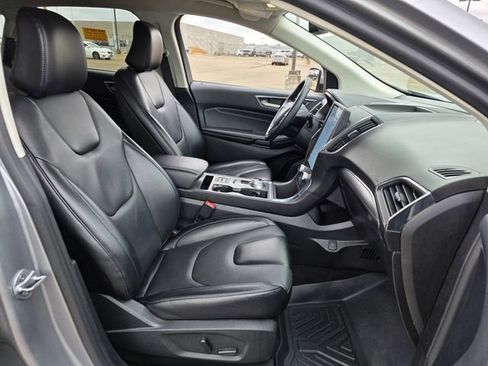 Certified 2022 Ford Edge Titanium image 26