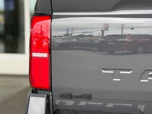 New 2026 Toyota Tacoma TRD Off-Road AWD/4WD image 10