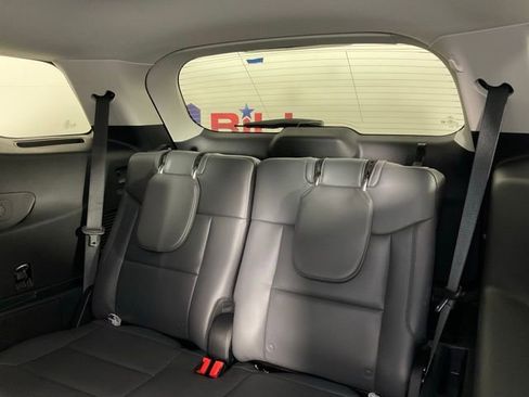 New 2025 Ford Explorer Active w/ Active Comfort Package image 17