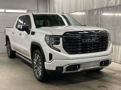 Used 2023 GMC Sierra 1500 Denali Ultimate image 25