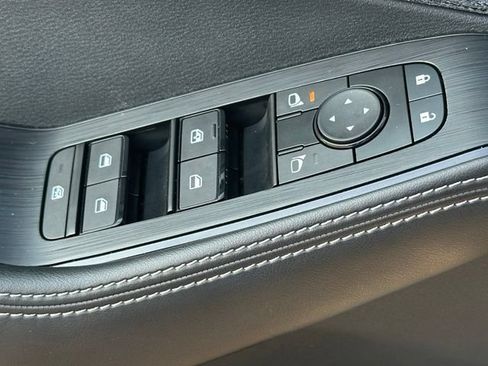 Certified 2023 Nissan Rogue SV AWD/4WD image 20