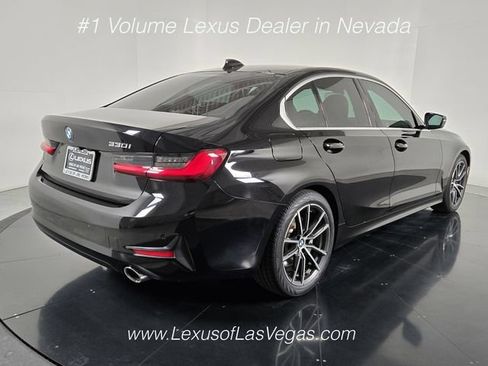 Used 2019 BMW 330i Sedan w/ Convenience Package RWD image 6