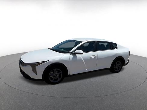 Used 2026 Kia K4 FWD image 9
