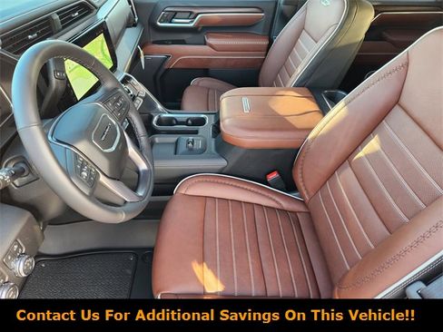 New 2026 GMC Sierra 2500 Denali Ultimate w/ LPO, Black Badging Package image 9