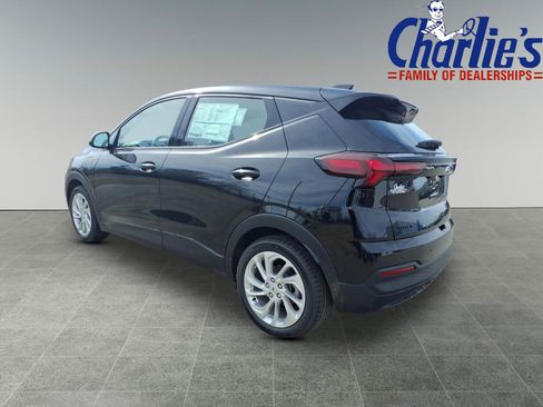 New 2027 Chevrolet Bolt LT w/ Comfort Package FWD image 5