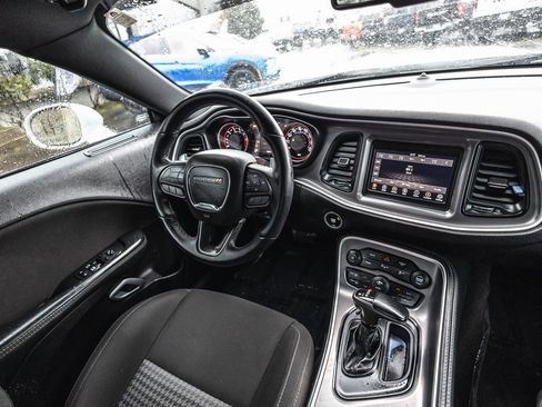 Used 2022 Dodge Challenger GT image 23