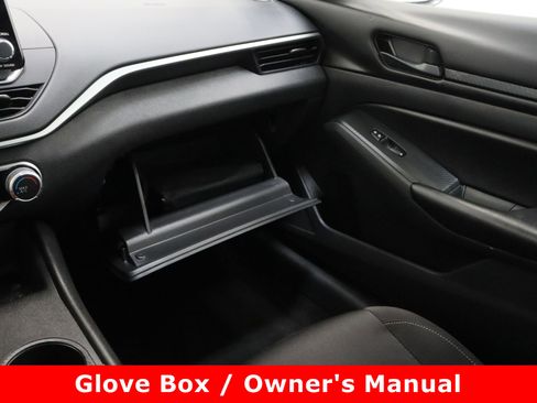 Used 2024 Nissan Altima 2.5 S image 22