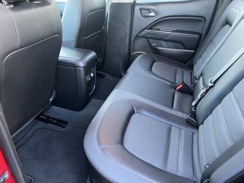 Used 2021 GMC Canyon AT4 image 16