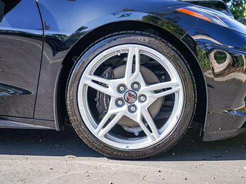Used 2024 Chevrolet Corvette Stingray Preferred Cpe w/ 2LT RWD image 9