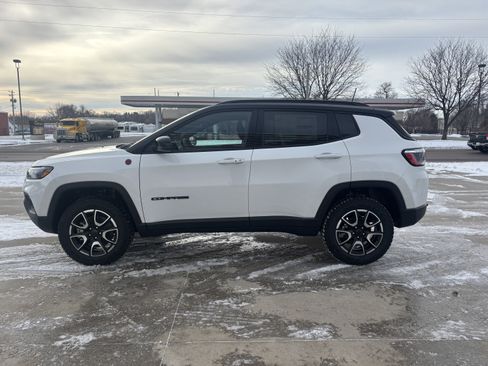 New 2026 Jeep Compass Trailhawk image 5