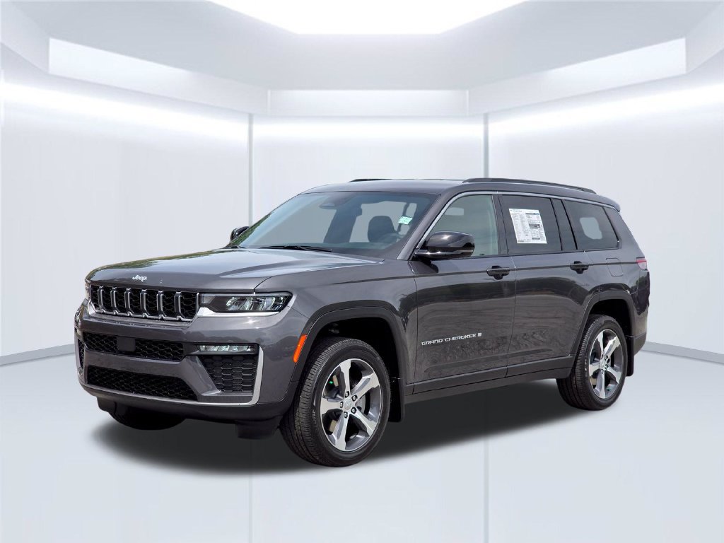 New 2026 Jeep Grand Cherokee L Limited w/ Trailer Tow Package AWD/4WD image 2