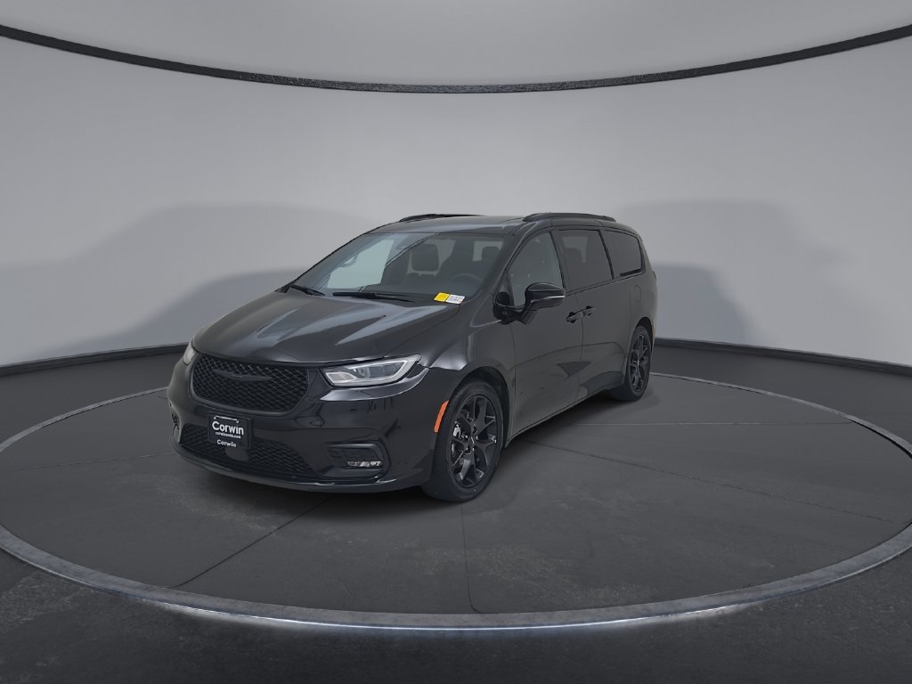 Certified 2025 Chrysler Pacifica Limited FWD image 7