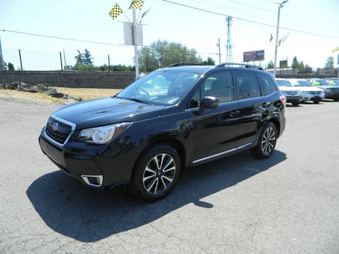 Used 2017 Subaru Forester 2.0XT Touring AWD/4WD image 4