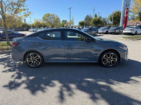 New 2025 Nissan Sentra SR w/ SR Premium Package image 4