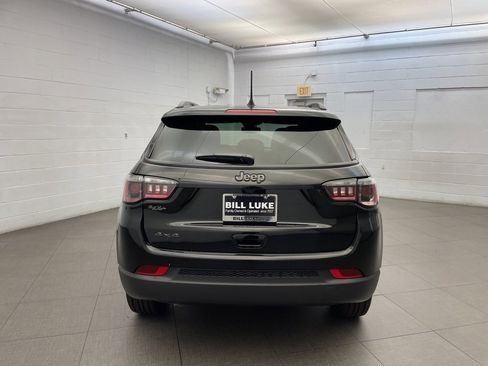 New 2026 Jeep Compass Latitude w/ Quick Order Package 29K image 4