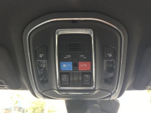 Used 2025 Jeep Grand Cherokee Laredo X w/ Trailer Tow Package RWD image 24