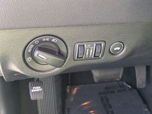 Certified 2023 Dodge Charger SXT w/ Blacktop Package image 15