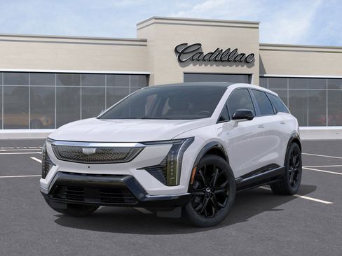 New 2025 Cadillac Optiq Sport 1 w/ LPO, ONYX Package image 6