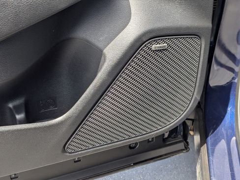 Used 2025 Mitsubishi Outlander SE AWD/4WD image 16