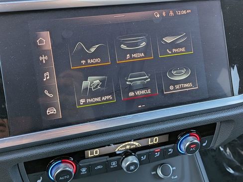 Used 2022 Audi Q3 2.0T Premium Plus AWD/4WD image 22