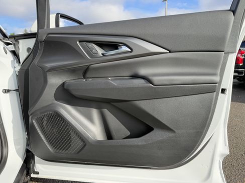 New 2026 Chevrolet Equinox RS image 21