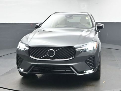 New 2026 Volvo XC60 B5 Ultra w/ Protection Package Premier image 3