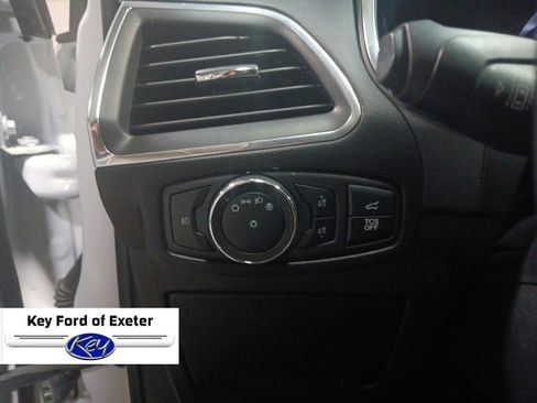 Used 2021 Ford Edge Titanium image 24