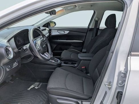 Used 2024 Kia Forte LXS FWD image 18