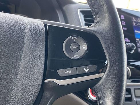 Used 2022 Honda Pilot Touring image 24