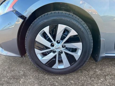 Used 2020 Nissan Altima 2.5 S image 13