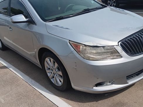 Used 2013 Buick LaCrosse FWD image 2