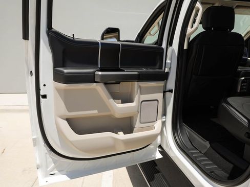 Used 2021 Ford F450 Limited w/ FX4 Off-Road Package AWD/4WD image 27