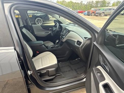 Used 2022 Chevrolet Equinox LT FWD image 17