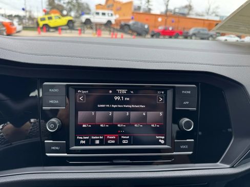 Used 2021 Volkswagen Jetta GLI image 24